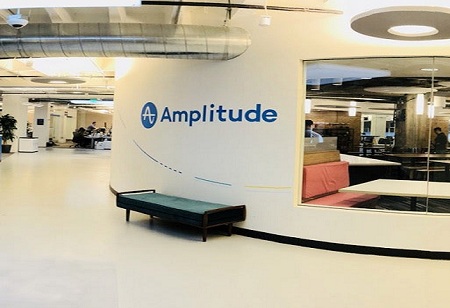 Amplitude appoints Mark Velthuis as Vice President of Sales, APAC & Japan